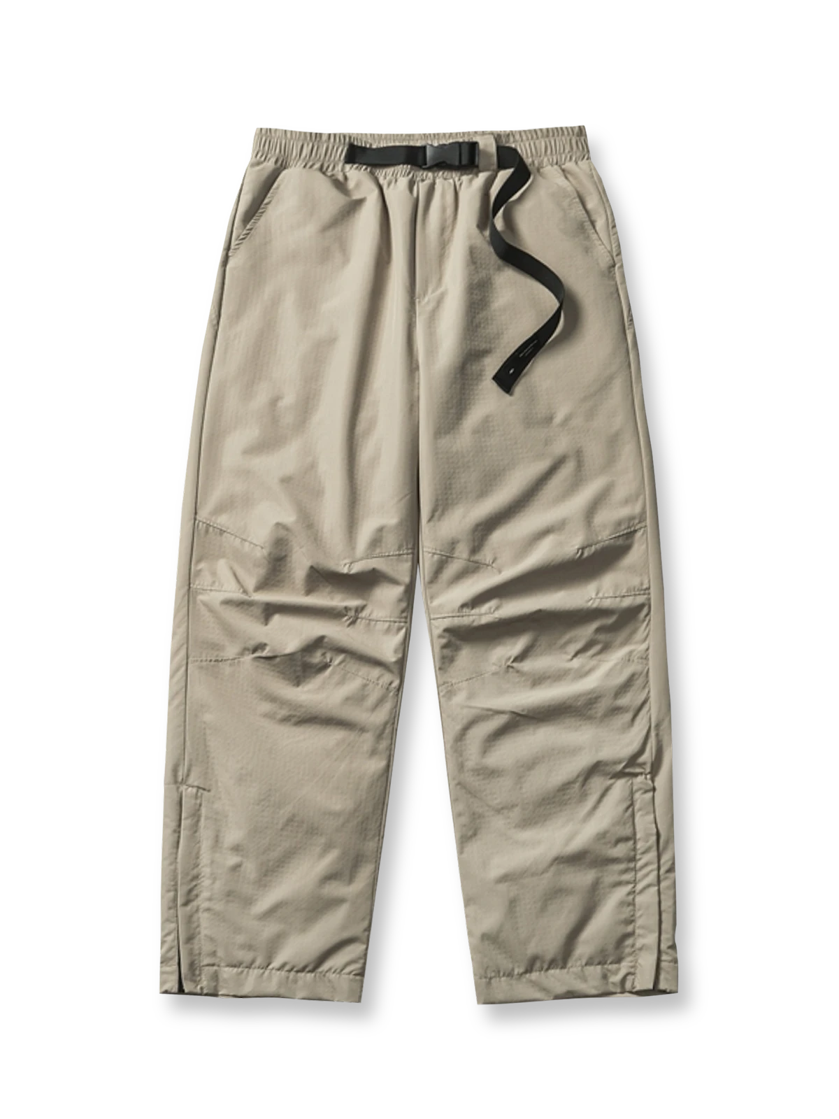 90%ホワイトダックダウンを使用した軽量保温パンツ。