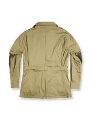 製品画像: M-42パラトルーパーリプロダクションワークジャケットの平置き写真
詳細画像: 肘部補強パッチと大容量ポケットのディテール