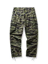 4色展開のM-65タイガーストライプ迷彩パンツ