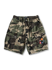 1950年代米軍M65フィールドパンツを踏襲し、水洗い&ダメージ加工を施したコットンキャンバス製カーゴショーツ