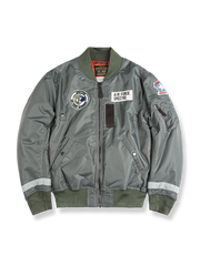 防水素材と中綿入りのMA-1フライトジャケット