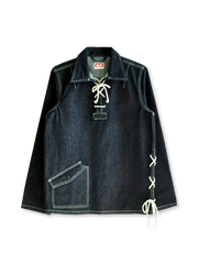 1960年代英国海軍ワークジャケット復刻。岡山産12.5オンス赤耳デニム使用、立体裁断と真鍮ドローコードが特徴のデニムセーラージャケット。