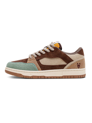 スエードとリネンの異素材コンビ、宇宙飛行士パターン靴底と厚底EVAミッドソール搭載のレトロスケートシューズ