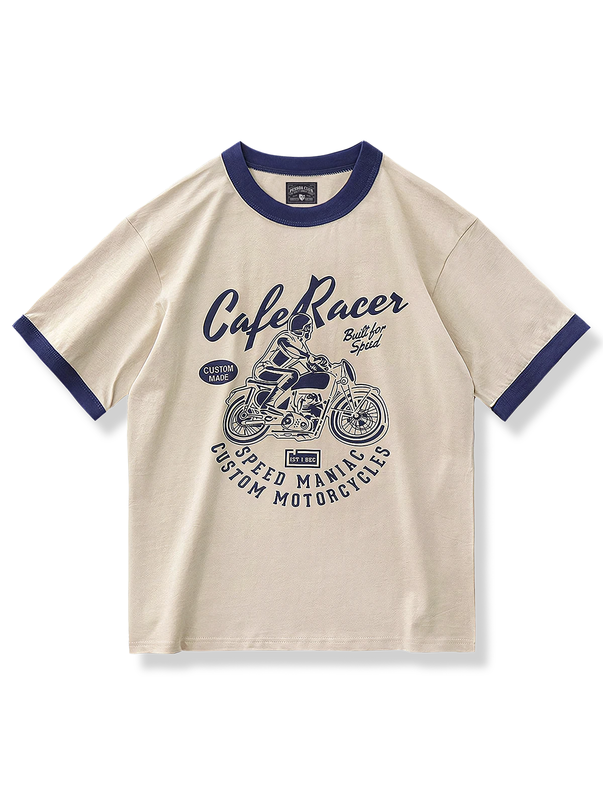 バイクプリントをあしらった丸襟のコントラストTシャツ。