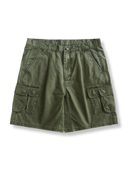 多ポケットのヴィンテージ風ヘビーワッシュ加工カーゴショーツ