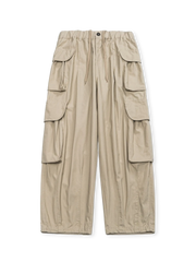 1990年代軍用作業パンツ改良版、430gコットン斜紋生地使用。調節可能ドローコードと二重ツールポケット付き。