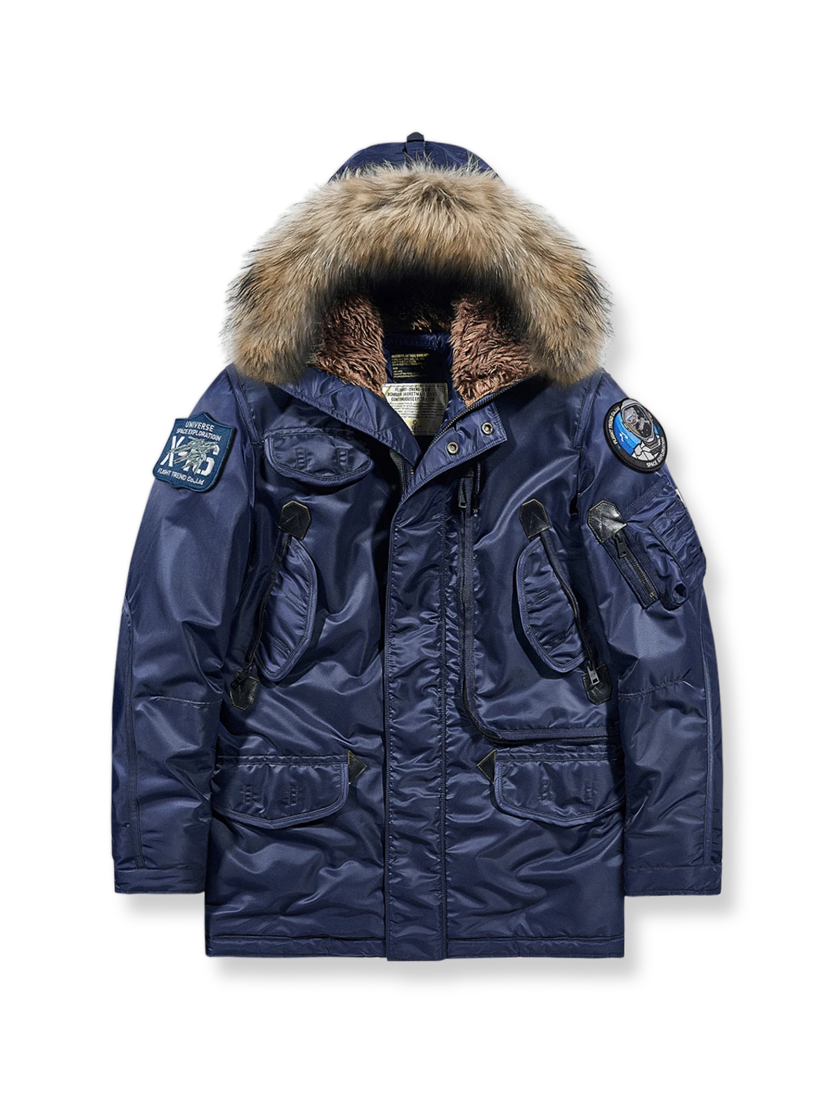 ウインドフラップやスナップポケット、取り外し可能ファー付きフードを備えたN-3B改良型フライトジャケット。