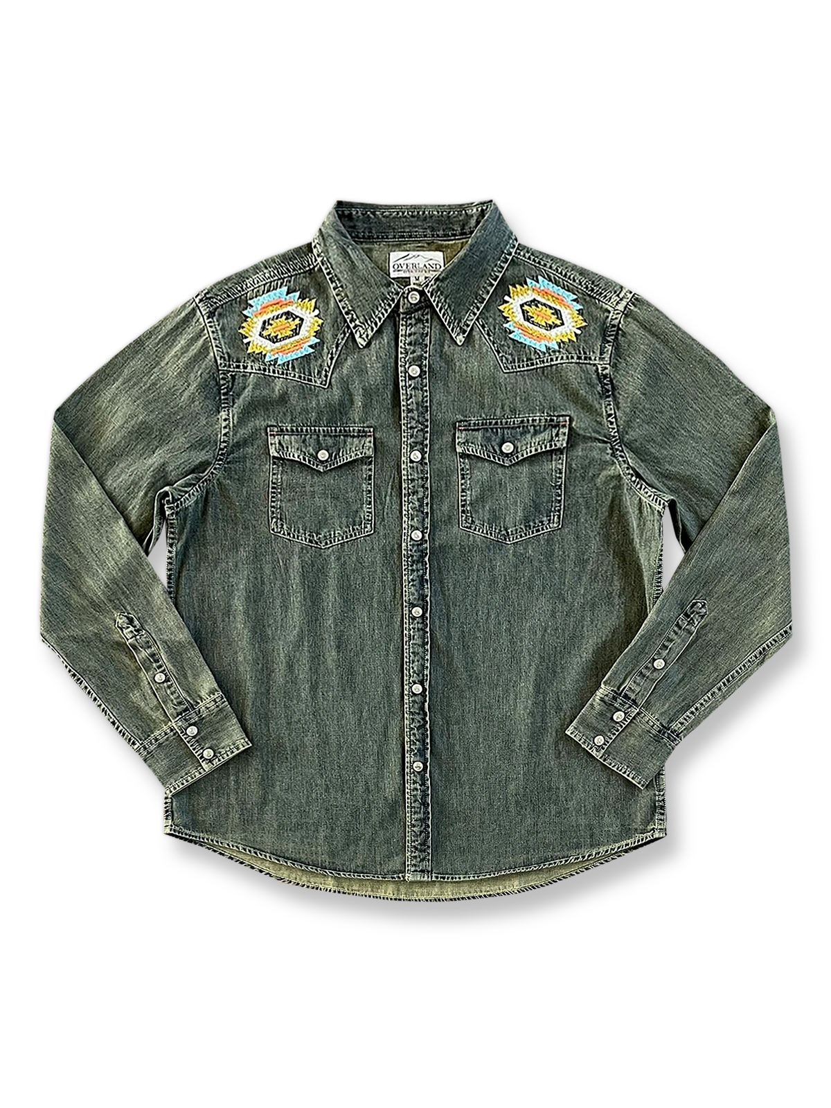 ナバホトーテム刺繍が映えるヴィンテージ風シャツ