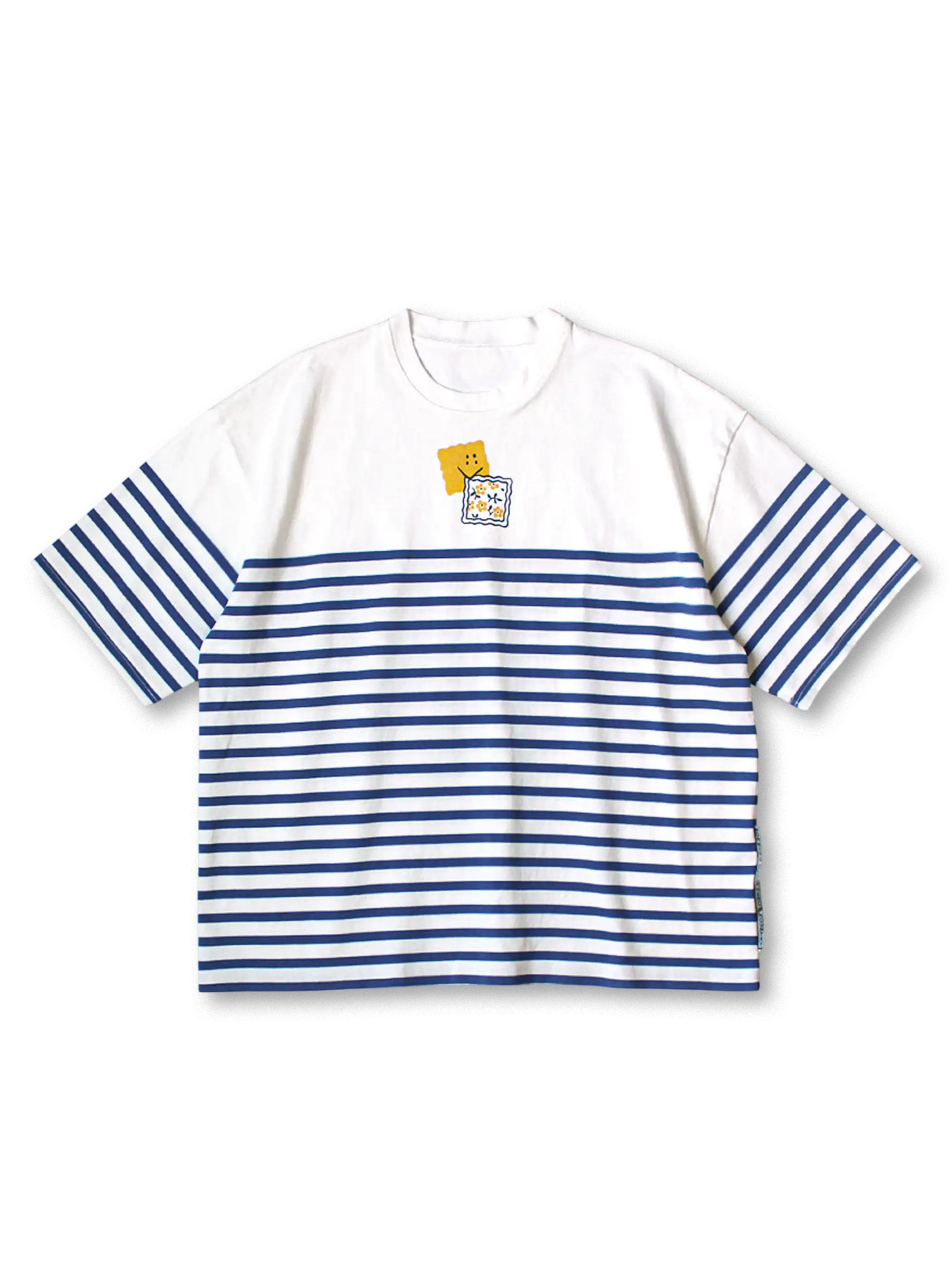 マリンボーダーにビスケット柄を重ねたネイビー×ホワイトのTシャツ