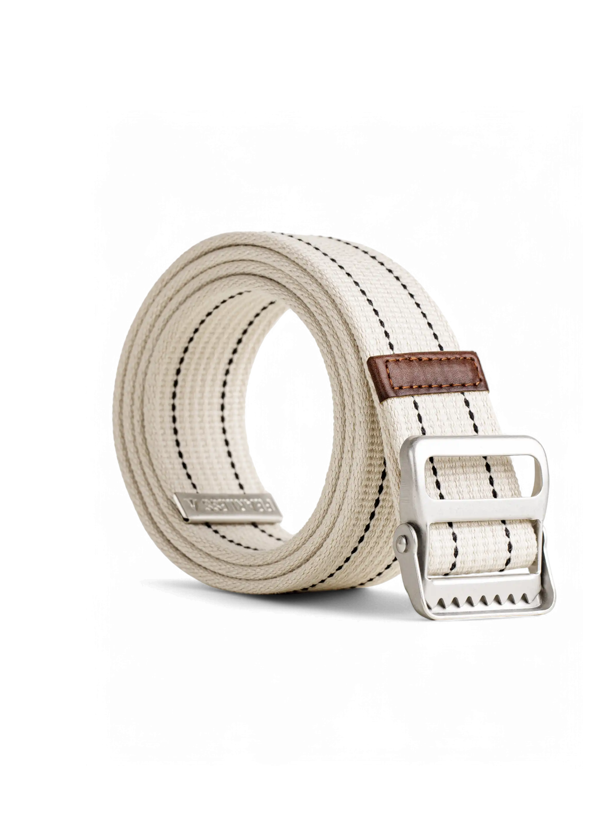 穴なし調整可能な金属バックルとブラウンレザーが特徴のネイビーストライプ編み込みベルト。多用途に対応。