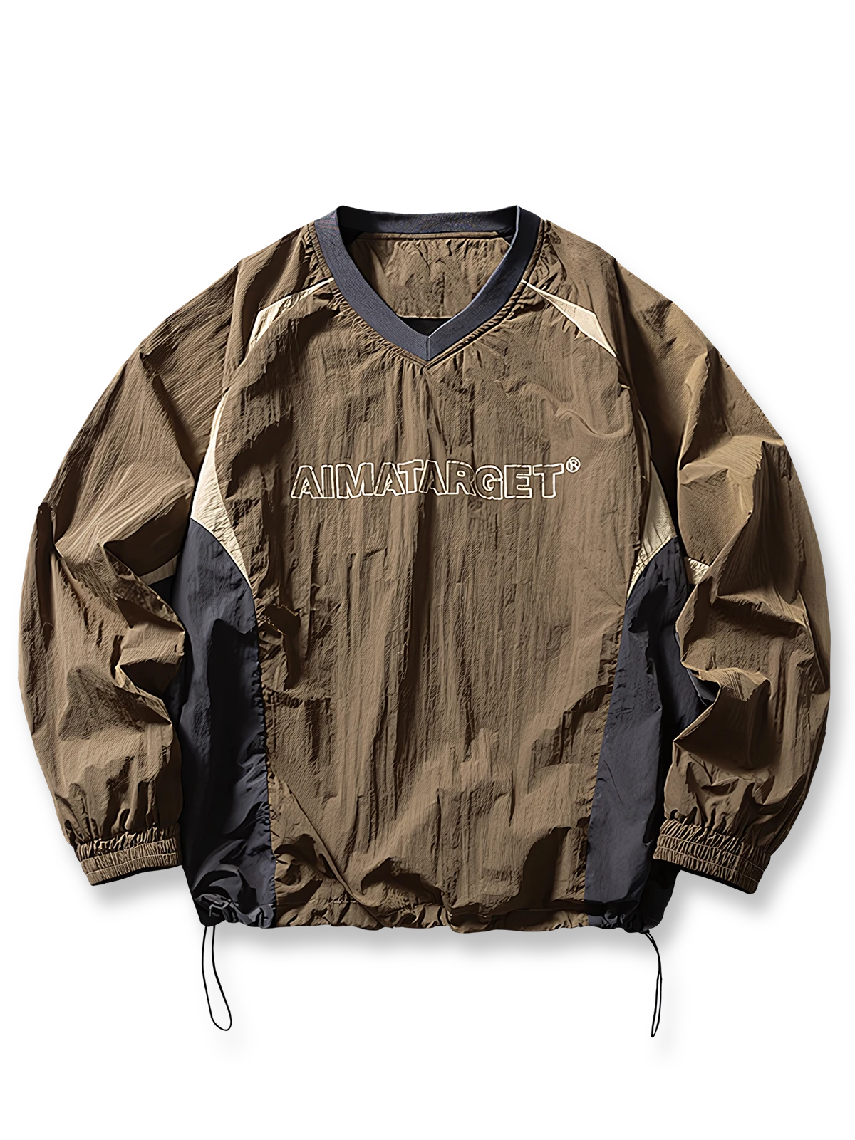 アウトドア機能性スポーツスウェットの全体正面画像、Vネック・ドローコード・刺繍ロゴのディテール。