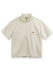 ゴアコアスタイルのハーフジップスタンドカラーシャツ