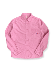 胸元に刺繍が施されたオックスフォードコットンシャツ