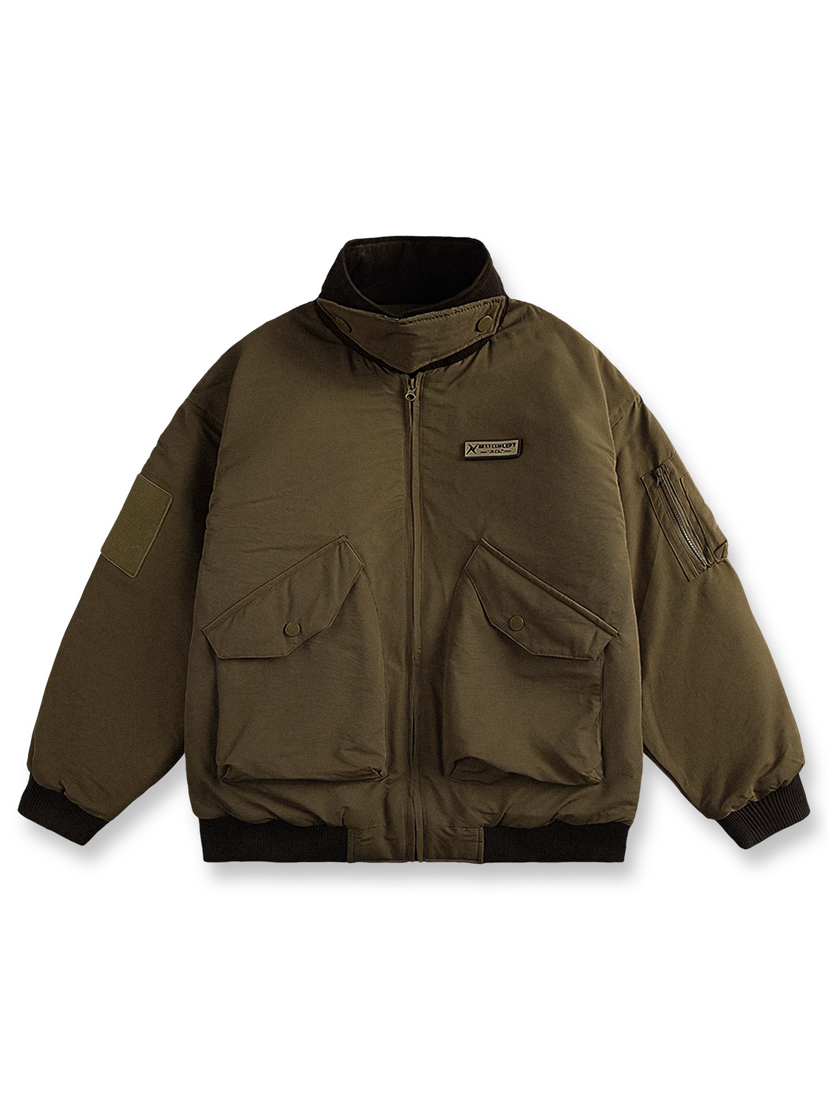 中綿入りで保温性に優れたリバーシブル仕様のフライトジャケット