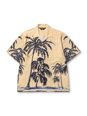 手描き風パームツリー柄と滑らかな素材感が特徴の通気性に優れたアロハシャツ。鮮やかなデジタルプリント使用。
