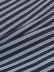 縦ストライプ 襟付きジャケット