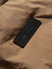 無地立襟 ポケット付きダウンジャケット