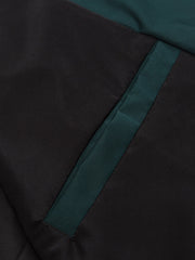 スタイリッシュ立襟ジャケット