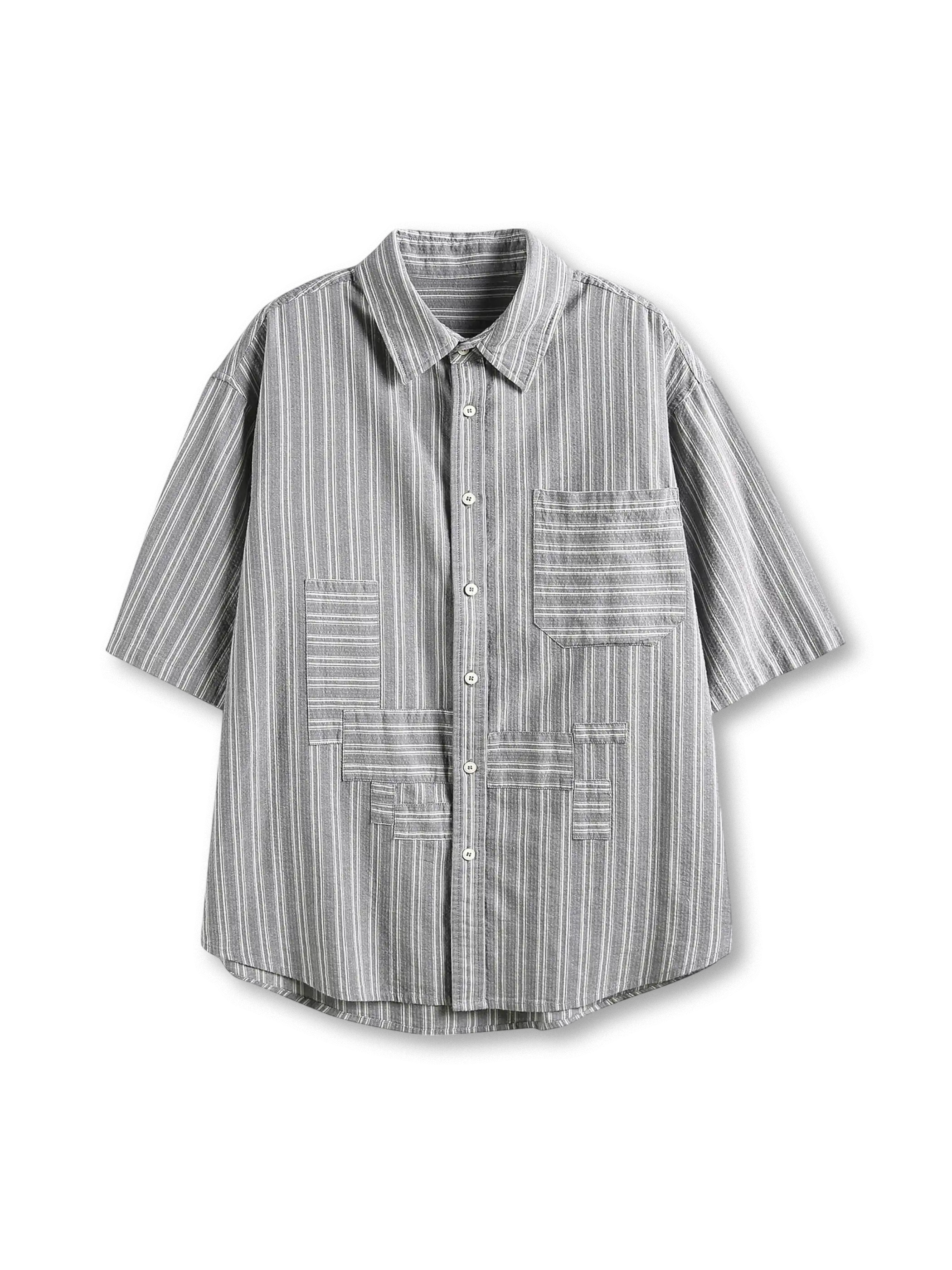 異なるストライプ柄のパッチワークが特徴の薄手コットン生地半袖シャツ、リラックスシルエット