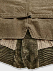 製品画像:クラシックなスリムフィットヴィンテージコーデュロイベストの正面画像
詳細画像:果実風ボタンとコーデュロイ素材の質感ディテール