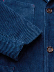 藍染めワークジャケットの内側、こだわりのデザインと内ポケットのディテール