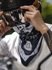 ウエスタンカウボーイ柄バンダナ