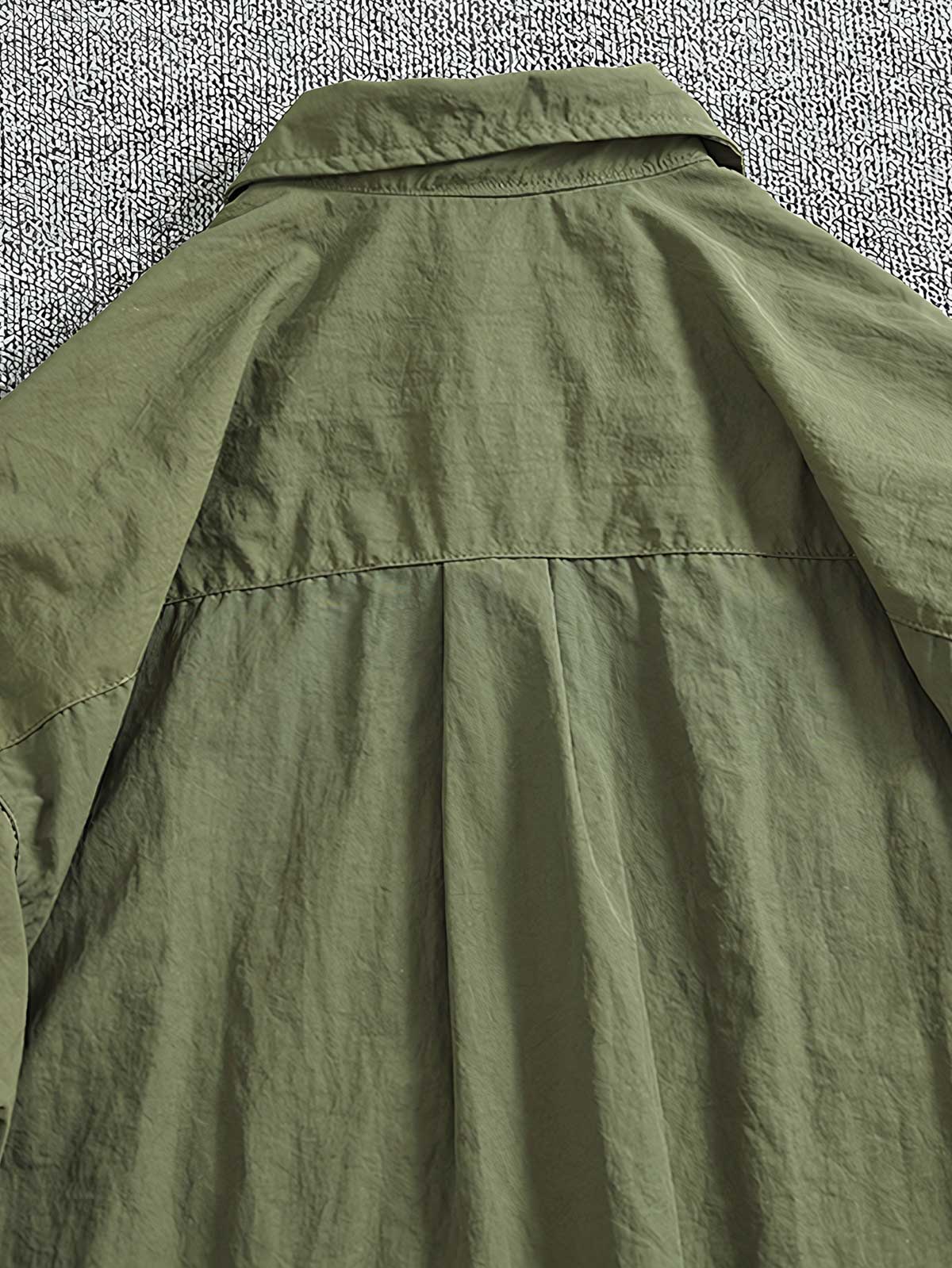 ジッパーとボタンディテール 詳細画像