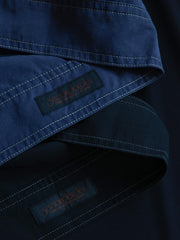 製品画像: ヴィンテージ刺繍入りクラシックショート丈アメリカンウエスタンシャツ全体画像
詳細画像: 背面の「広州 Kwangchow」刺繍とコントラストステッチのディテール、ヴィンテージ風デザイン