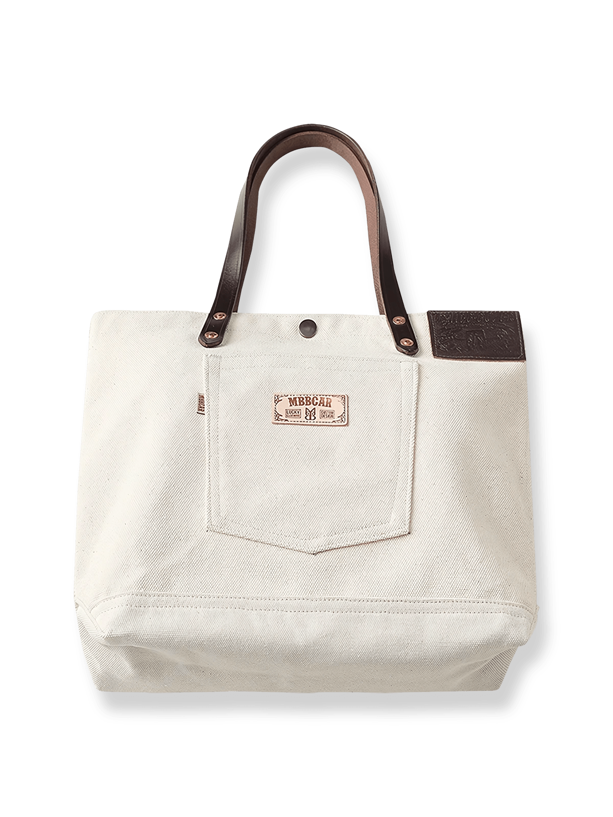 製品画像: コットン100%のホワイトキャンバスと赤耳デニムのパッチワークショルダーバッグの平置き画像 - ビンテージで耐久性のあるデザイン
詳細画像: ベジタブルタンニンレザーストラップと前面ポケットのデザインのディテール - 機能性とスタイル