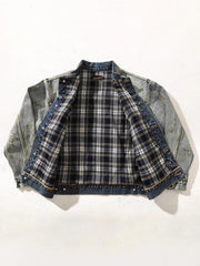 製品画像: ウォッシュ加工とダメージ加工セルビッジデニムジャケットの平置き写真
詳細画像: デニムジャケットのヴィンテージ加工とセルビッジデニムのディテール