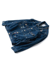 製品画像: ヴィンテージインディアンサンダーバード刺繍デニムジャケットの全体画像
詳細画像: インディアンサンダーバード刺繍ディテールとウォッシュ加工された立体的なカットの詳細画像