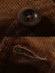 フォーポケットデザインとコーデュロイ素材のディテール - レイヤー感と実用性