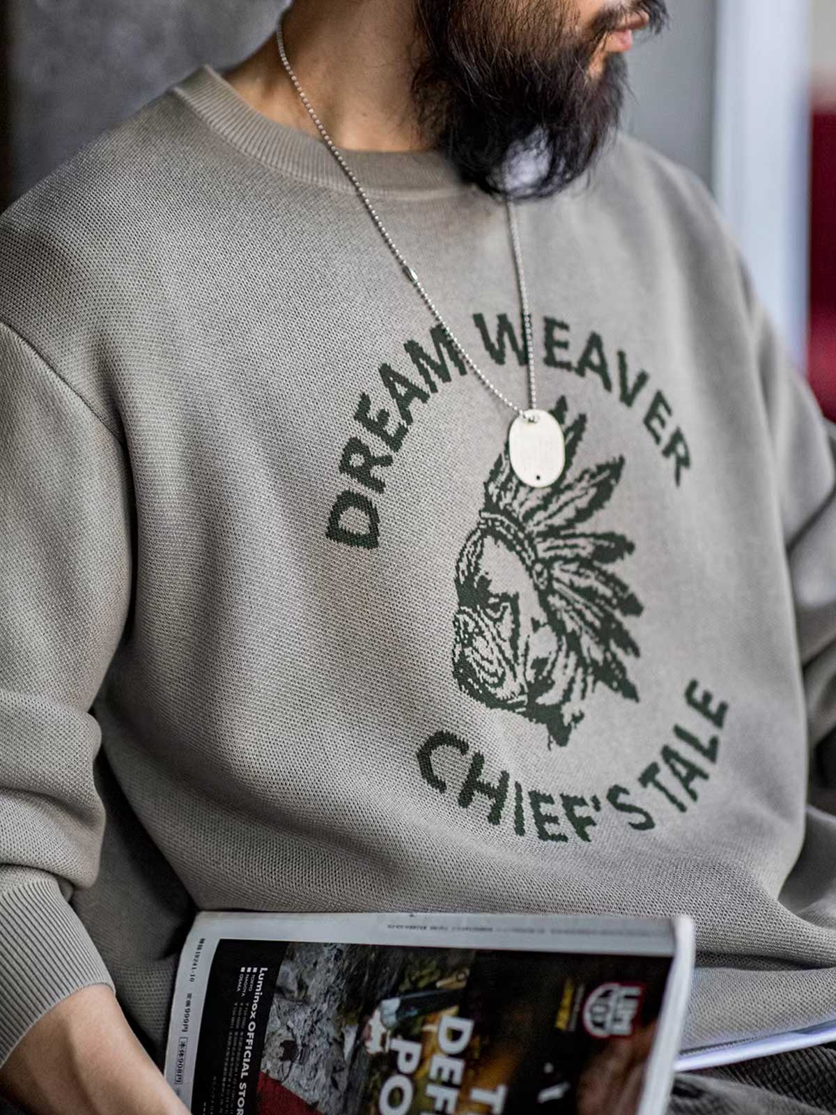 ニットセーターのコーディネートスタイル展示