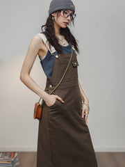 モデル画像:モデルがアメリカンビンテージワークエプロンドレスを着用したスタイル