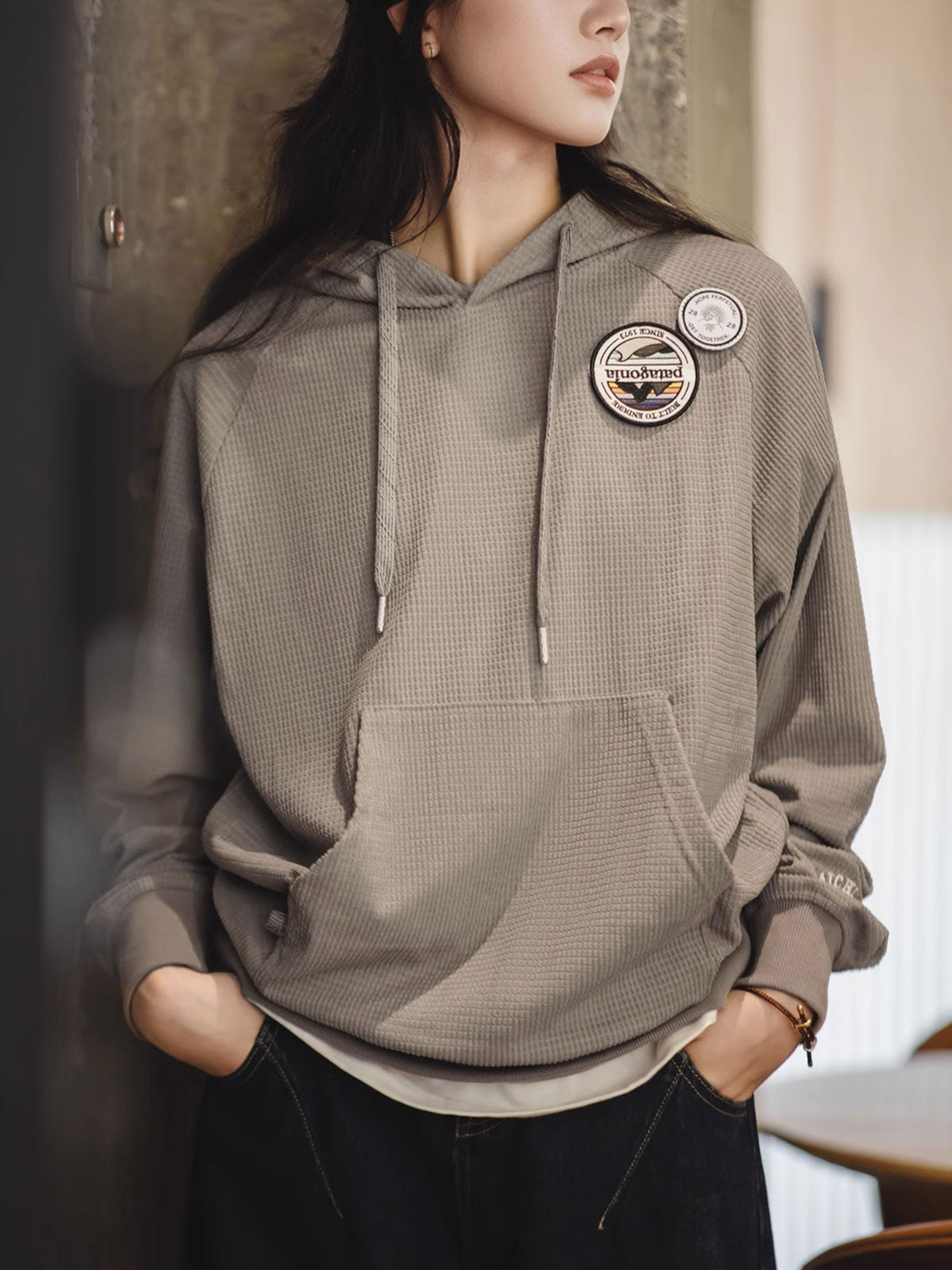 詳細画像:スウェットシャツの小さな格子柄テクスチャーの詳細図