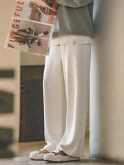 アメリカンカジュアル ドレープワイドパンツの縦のリブとドレープの質感