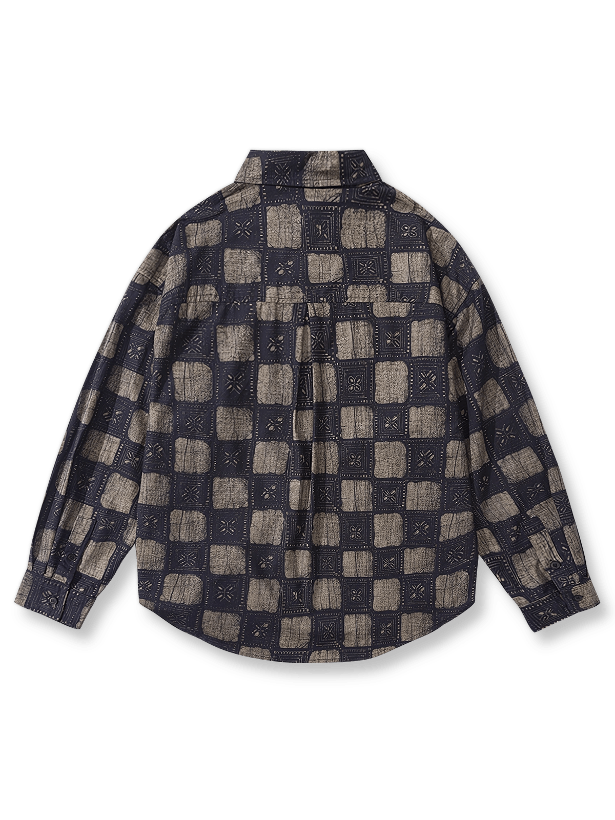 エスニック柄プリントのディテール特写エスニック柄プリントコットンシャツ全体