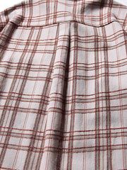 アーチヘムデザインとチェック柄のディテール