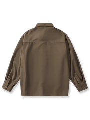 製品画像: アコーディオンプリーツデザインが際立つワークシャツの全体像
詳細画像: プリーツと素材の質感を強調したディテールショット