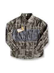 ジオメトリックシェイプ柄パッチワークシャツの全体画像