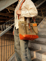 アメリカンヴィンテージキャンバストートバッグを持つモデル