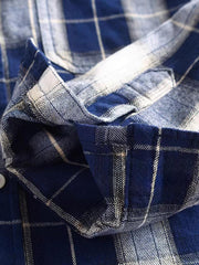 詳細画像: ダブルボタン付きフラップポケットとチェック柄の拡大画像