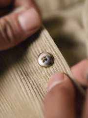 コーデュロイミリタリーグリーン長袖シャツ