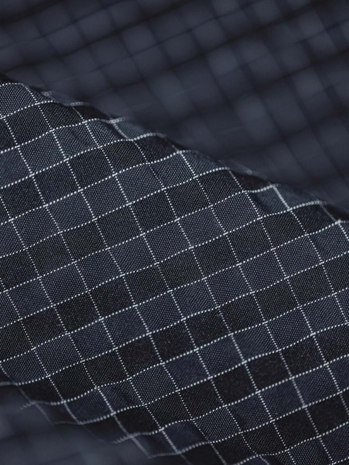 シャツの肘部パッチデザインの詳細画像