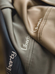 サテン 長袖シャツ