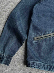 製品画像: ヘビーデューティウォッシュドヴィンテージデニムジャケットの正面図
詳細画像: 雪花フラップカラーとポケットのディテール