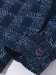 製品画像: キューバカラーとヴィンテージ格子柄が特徴のアメカジデニムジャケット
詳細画像: 耐久性のあるコットンポリエステル混紡素材と格子柄ディテール