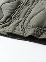 製品画像: ヴィンテージ風ひょうたん型キルティング中綿ジャケットのフロントビュー
詳細画像: ひょうたん型キルティング模様のディテール特写