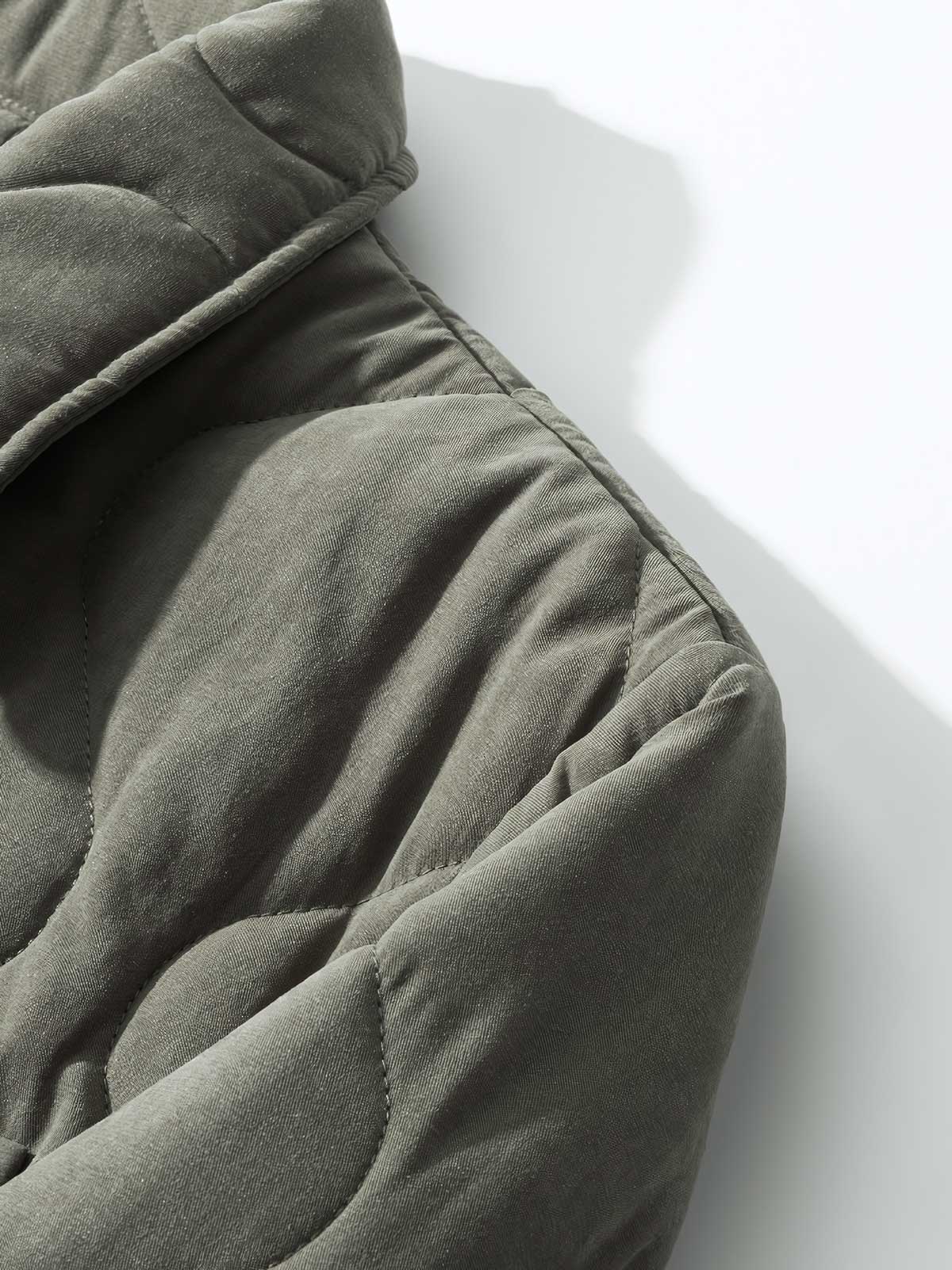 製品画像: ヴィンテージ風ひょうたん型キルティング中綿ジャケットのフロントビュー
詳細画像: ひょうたん型キルティング模様のディテール特写