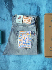 ウォッシュ加工ダメージワイドレッグジーンズ